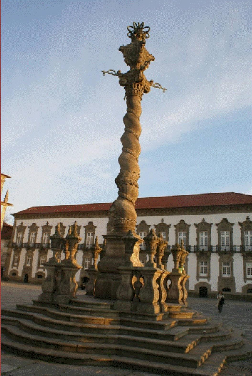 O exterior da Sé foi muito modificado na época barroca.