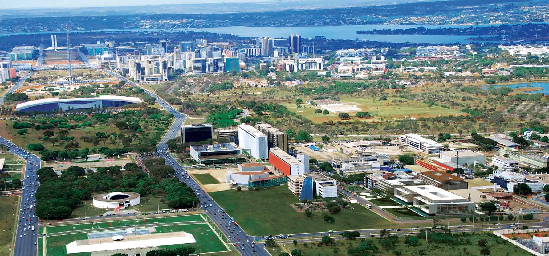 Imagem aérea de Brasília Um endereço estratégico no eixo dos grandes negócios O Capital Financial Center foi planejado em todos os detalhes, inclusive na localização.