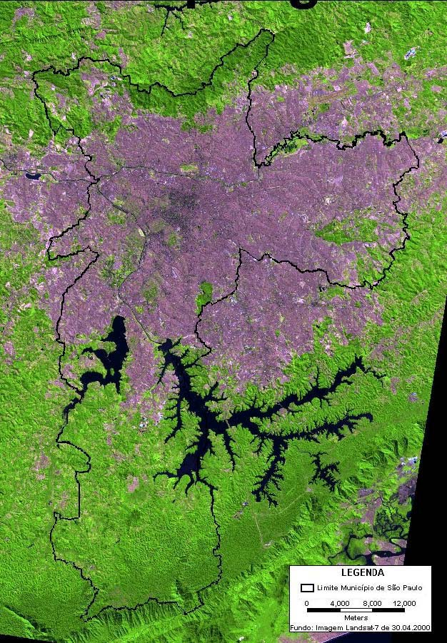 FIGURA 1. Imagem de satélite do Município de São Paulo, destacando a vegetação remanescente (em verde) e a área urbanizada (em roxo) 2.1.2 Clima O clima da cidade de São Paulo foi dividido em cinco unidades climáticas principais (Fig.