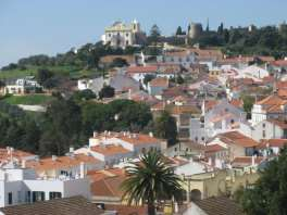 XVIII, o concelho afirmou-se destacadamente, na região, durante as invasões francesas, discordando das juntas de Beja e Faro, procurando concentrar na zona de Melides/Comporta/Alcácer, considerada o