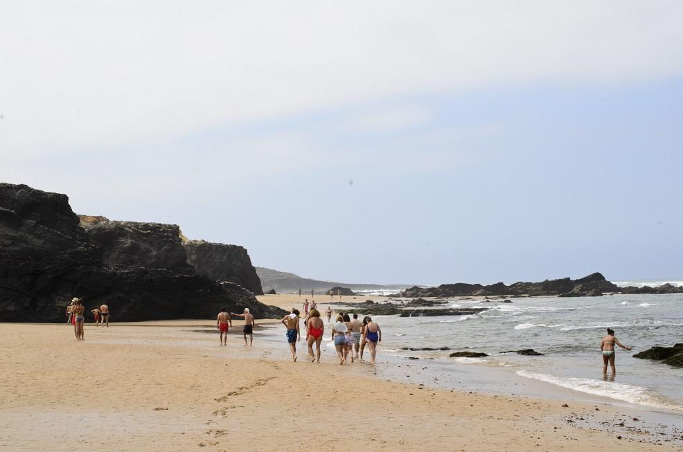 Conhecer a dinâmica do território Compreender os fluxos e tendências em áreas tão dinâmicas e variáveis durante o ano como as zonas balneares é fundamental.