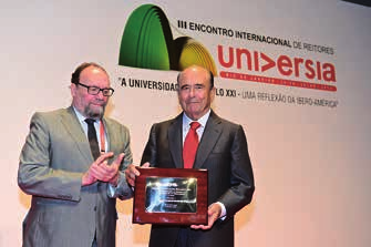 Emilio Botín-Sanz de Sautuola no Rio de Janeiro (28 de julho de 2014) Ato de entrega do Prêmio Ignacio Ellacuría