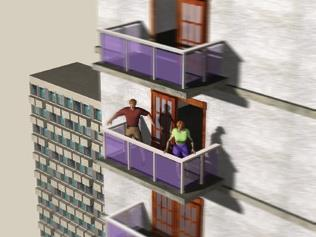 Grau III: Fraco Sentido dentro de casa, em especial em andares elevados. Os objetos suspensos baloiçam.