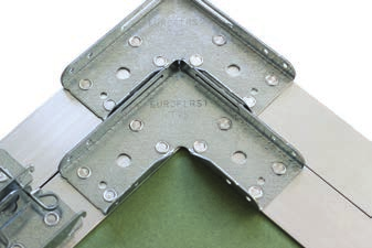 aluminio), cierres, etc.. Posibilidad de aplicación en techo o pared (basculante).