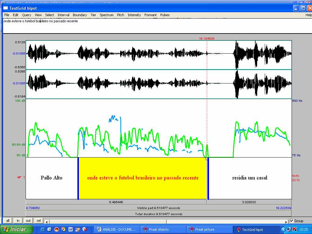 54 Figura 6B Digressão As digressões do corpus analisado ocorrem sempre por meio da diminuição do volume e velocidade da voz, além de emprego de uma tessitura mais grave (cf. figura 6B).