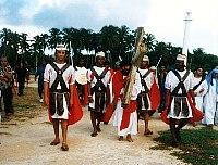 As manifestações folclóricas no município estão ligadas às festividades relacionadas ao ciclo carnavalesco (trios elétricos e blocos de rua); da quaresma (encenação da Paixão de Cristo; e ao período