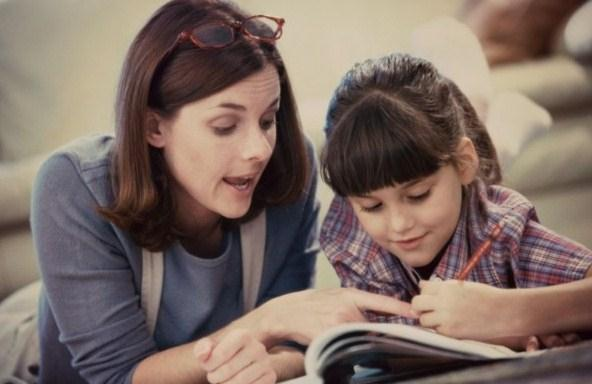 Poder acompanhar de perto a criação, educação e aprendizagem dos seus filhos.