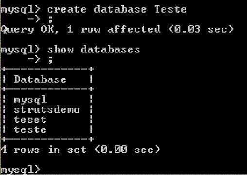 Para exibir os banco de dados disponíveis use o comando: Show DataBases O resultado do comando esta exibindo os três banco de dados que eu tenho disponível no meu MySQL