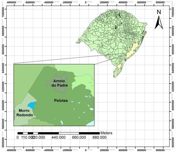 INTRODUÇÃO O Arroio do Ouro está localizado na divisa de dois municípios gaúchos, Morro Redondo e Pelotas, tendo sua maior extensão no município de Morro Redondo (Figura 1).