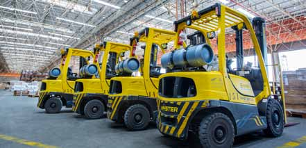 machines Consisting of pallet trucks, tractors, and forklifts