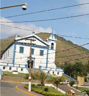 Ilhabela Um projeto de capacitação em turismo sustentável (observação de aves e turismo de base comunitária) para monitores ambientais e guias de ecoturismo em Ilhabela está sendo articulada entre o