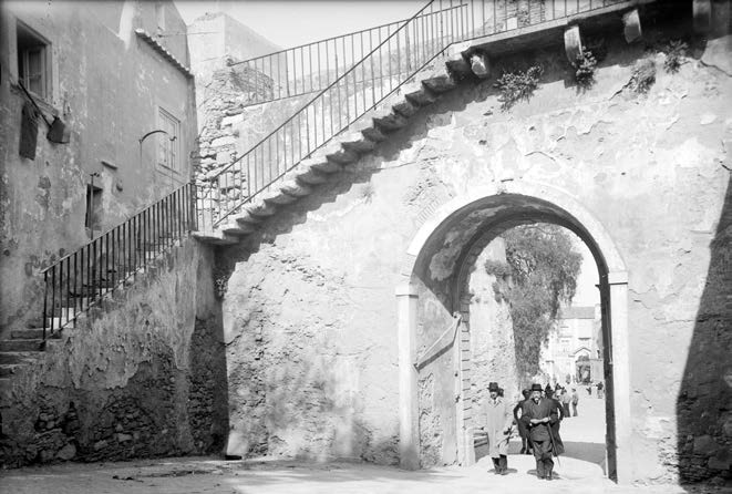 Castelo de São Jorge, porta de São Jorge. 1939.