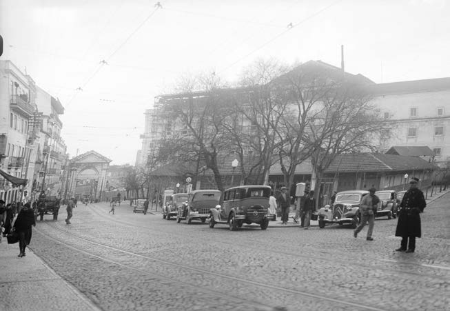 Praça de São Bento com o mercado, entrada norte.1938.