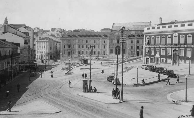 Praça do Brasil, nascente, atual largo do Rato.1935.