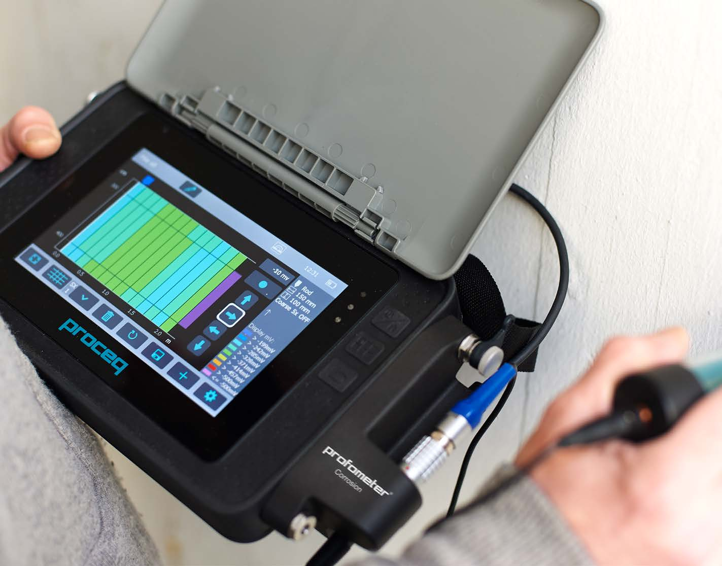 avaliação estrutural de uma estrutura de concreto. Como sucessor direto do Canin+, o Profometer Corrosion é o instrumento de análise de corrosão mais avançado do mercado.