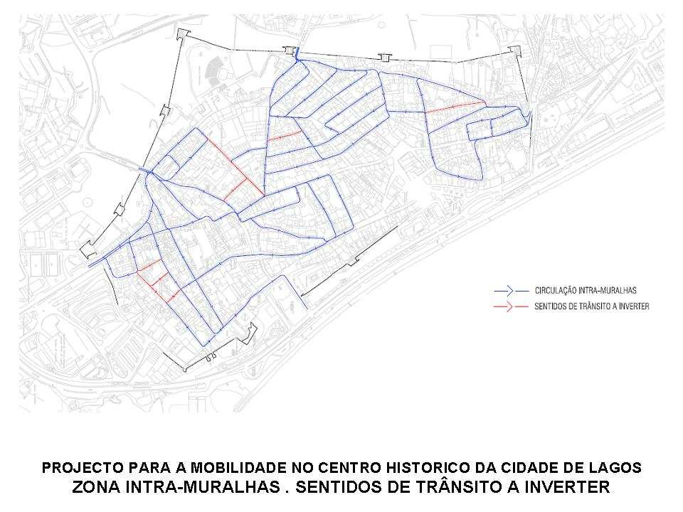 Mais uma vez será instalada sinalética apropriada no local com indicação das restrições a que esta área se encontra sujeita.