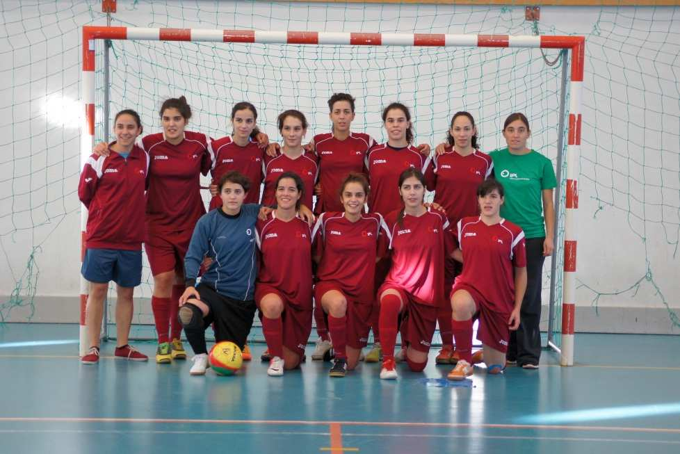 I Torneio de Apuramento da Zona NCS Futsal Feminino Entre 14 e 15 de novembro de 2013, o Pavilhão Desportivo da Universidade de Évora, recebeu o I Torneio de Apuramento de Futsal Feminino, organizado