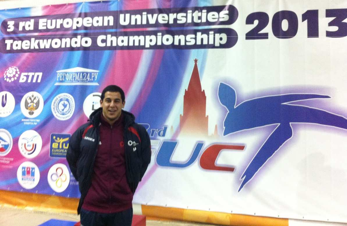 Campeonato Europeu Universitário de Taekwondo O estudante-atleta David Agostinho esteve, de 22 a 25 de novembro de 2013, na cidade de Moscovo, na Rússia, em representação do IPLeiria e de Portugal na