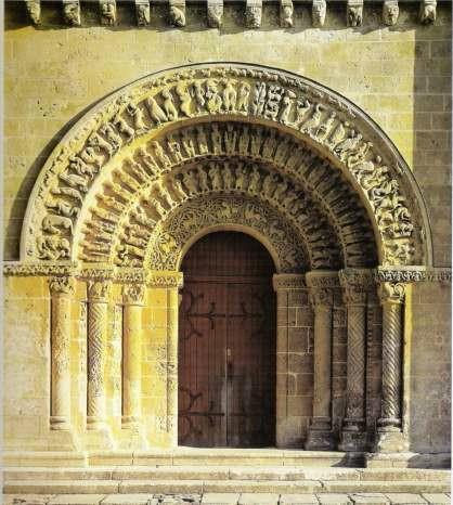 1ª Parte: Românico Portais Portal do transepto da igreja colegiada de Saint- Pierre-de-la-Tour (Aulnay-de-Saintogne, 1130); Figuras