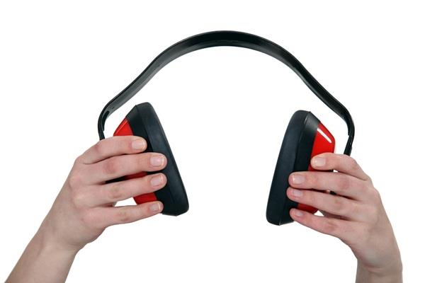 O protetor auricular é um Equipamento de Proteção Individual
