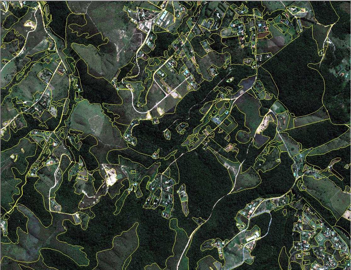 A, B, C e D representam o mesmo local em Campo Limpo Paulista. 23 13' 18" Figura 3. Detalhe dos segmentos de reta no mapeamento de uso e ocupação do solo.