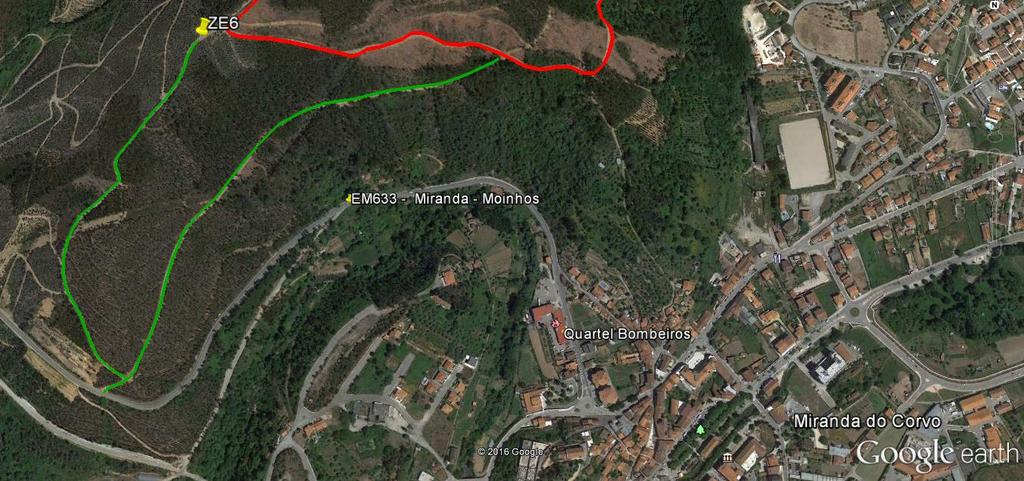 Após a rotunda percorrer (+ 1 Km), virar á direita e entra em terra a subir. Percorrer (+ 50m) e virar á esquerda. Percorrer (+ 600m) a subir e encontra a ZE num gancho a subir á direita.