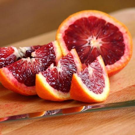 Citrus Sinensis AFHA Extrato seco padronizado obtido a partir do suco da laranja vermelha Moro - Citrus sinensis (L) Osbeck.