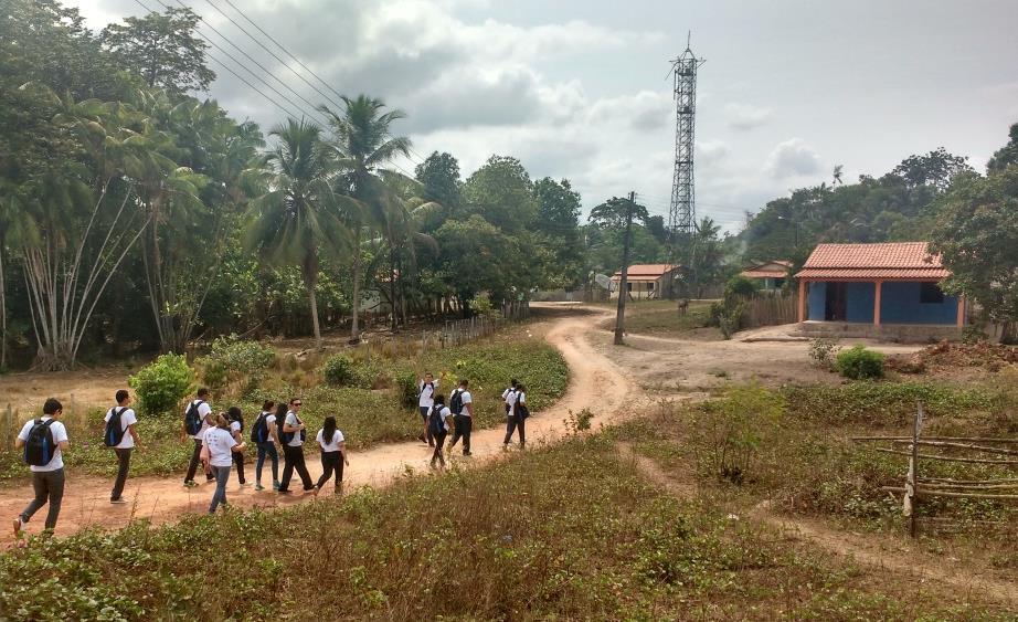 A comunidade se queixava de não receber em suas casas visitas regulares do agente de saúde e da ineficiência de seu serviço prestado, falta de médicos, dentistas e medicamentos.