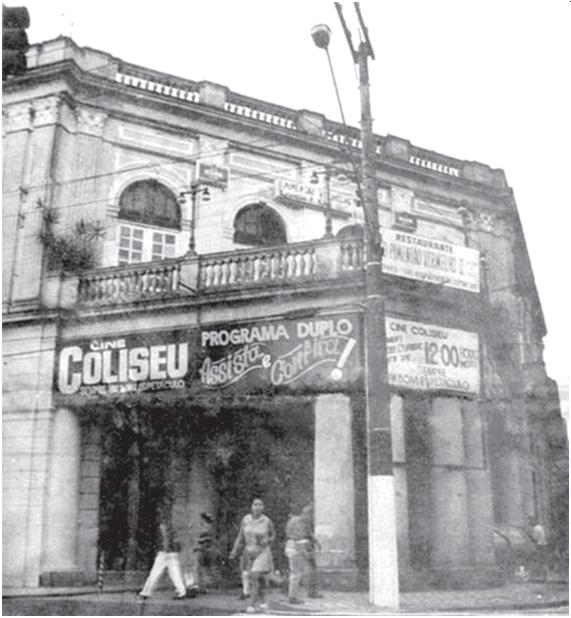 51 7.8 TEATRO COLISEU O Teatro Coliseu foi inaugurado em 21/6/1924.