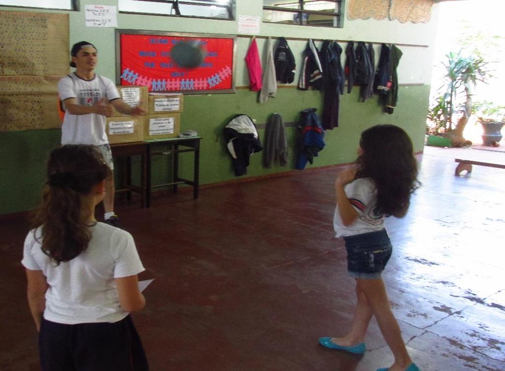 Estudante realizando o receber.