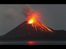 1. O Vulcanismo Tipo de Vulcão Tipo de Erupção Exemplos de Vulcões Havaiano Efusiva Estromboliano Mista Peleano Catastrófica ou Muito Explosiva Vulcaniano Explosiva A