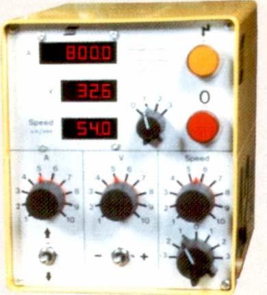 Aplicações AC 1 Fio Eléctrodo: Processo de Soldadura SAS Engenharia 21 / 155 Fontes de Energia Convencionais Controlo dos Parâmetros: