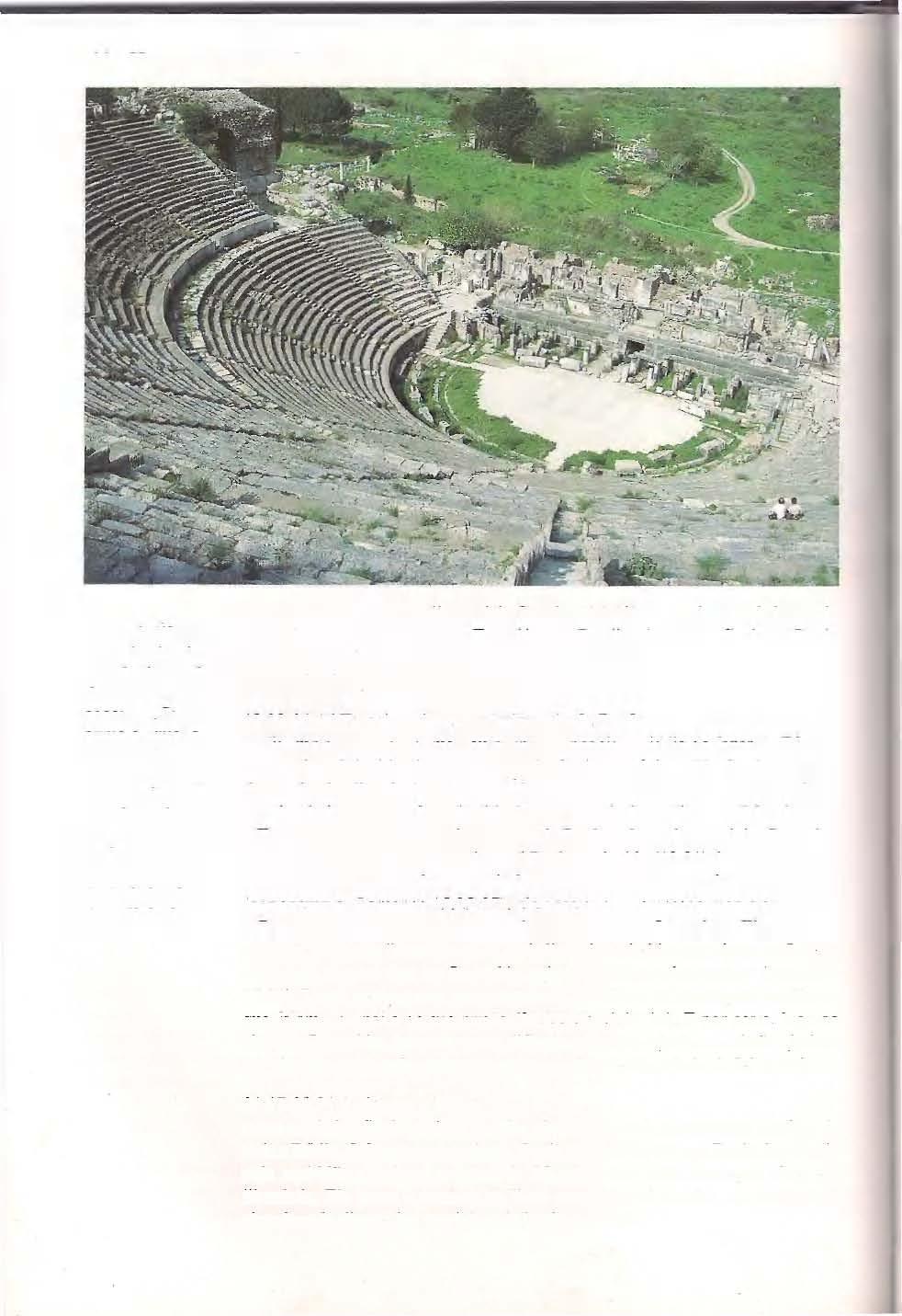 66 HOMENS COM UMA MENSAGEM 0 gigantesco teatro de Éfeso visto do alto do terceiro lance de degraus ou assentos.