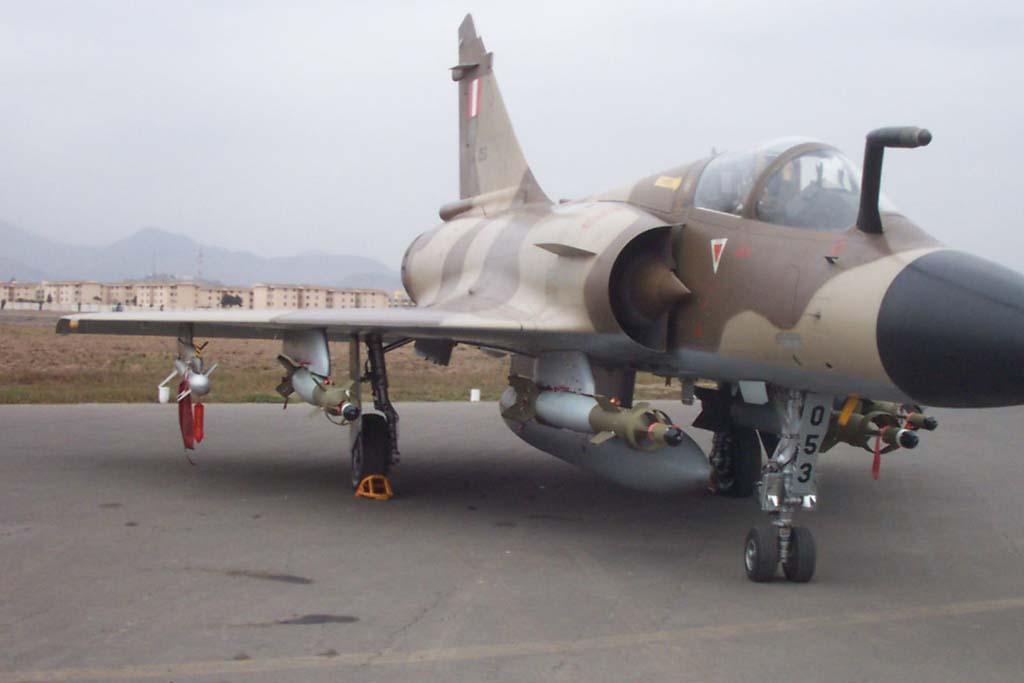 Vários tipos de motores Snecma M-52 equipam os Mirage 2000 franceses.