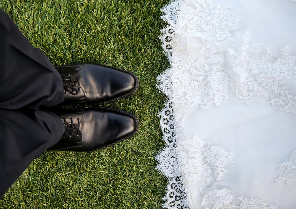 Casamento no Campo O clima do interior costuma dar uma sensação de tranquilidade, o que pode agradar aos noivos que dão valor às coisas mais simples da vida.