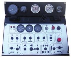 Controle de direção VDA 700 Painel de controle Painel completo, com todos os comandos e instrumentos necessários à operação do equipamento, incluindo: - Manômetro: indica a pressão do sistema