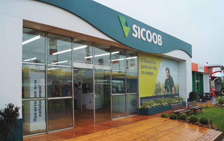 RAMO CRÉDITO - SICOOB Liberação recorde de recursos Sicoob recebeu mais de R$ 172 milhões em propostas protocoladas no Show Rural 2017 Sicoob participou pela sexta vez consecutiva do evento.