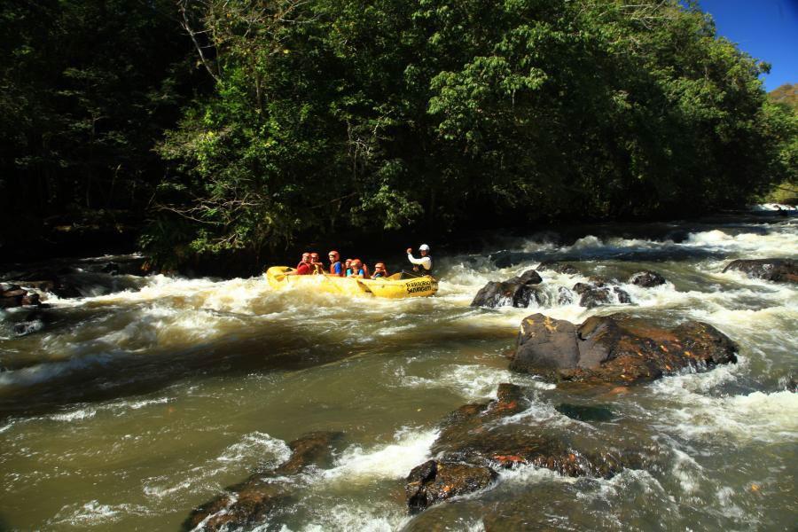 Mini Rafting no Jacaré O Mini Rafting no Jacaré é voltado a pessoas que buscam uma experiência tranquila, e com uma pitada de emoção.