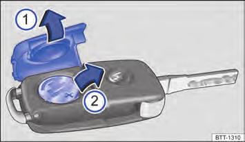 45 Chave do veículo com comando remoto: 1 Abrir a tampa do alojamento da bateria. 2 Remover a bateria. Fig. 44 Luz de controle da chave do veículo com comando remoto.