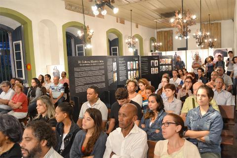 Fonte original da notícia: G1 MG Palestra aborda o desaparecimento de bens culturais em Ouro Preto (MG) Na segunda-feira, 29 de fevereiro, o promotor de Justiça Marcos Paulo de Souza Miranda,