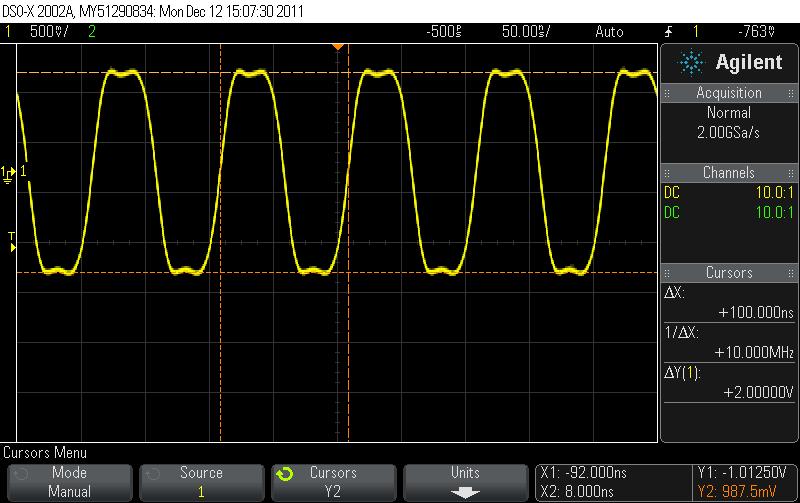 Figura 7: Exemplo de captura pelo osciloscópio DSO-X2002A de uma onda quadrada de 10MHz, 2 Vpp, off-set de 0V e duty-cycle de 50%. 3.