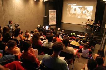 Palestra Alem de ministrar oficina para atores,