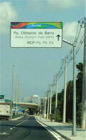 Depois de dobrada, soldada e furada, é galvanizada a fogo interna e externamente. Especificação técnica: Coluna - Altura total de 5,00 m fora do solo e mais 1,0 m engastada no solo.