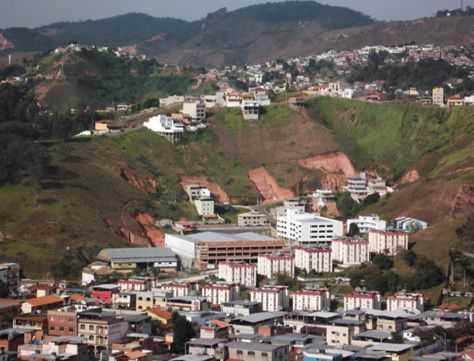 FIGURA 5: Cortes de terreno e pontos de escorregamentos no bairro Quintas da Avenida. Fonte: Fernandes, Bruno de Jesus, (2015).