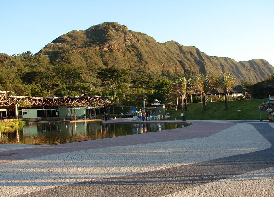 Neste passeio conheceremos a importância histórica do local, a história de seus prédios e os principais museus quem compõem o complexo.