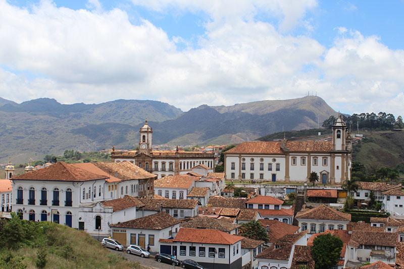 Ouro Preto e Mariana - REGULAR POR PAX R$ 170,00 // PRIVATIVO R$ 415,00 POR PAX Neste passeio vamos conhecer dois museus a céu aberto: Ouro Preto e Mariana. Iniciaremos o passeio pela bela Ouro Preto.