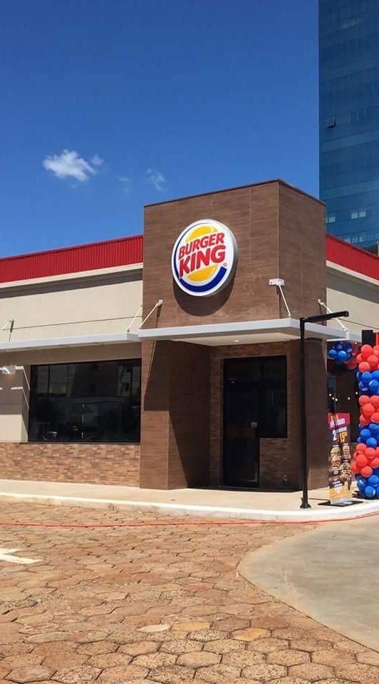 Extra São Caetano TIPO Fast-food drive ÁREA 280,10m² Av.