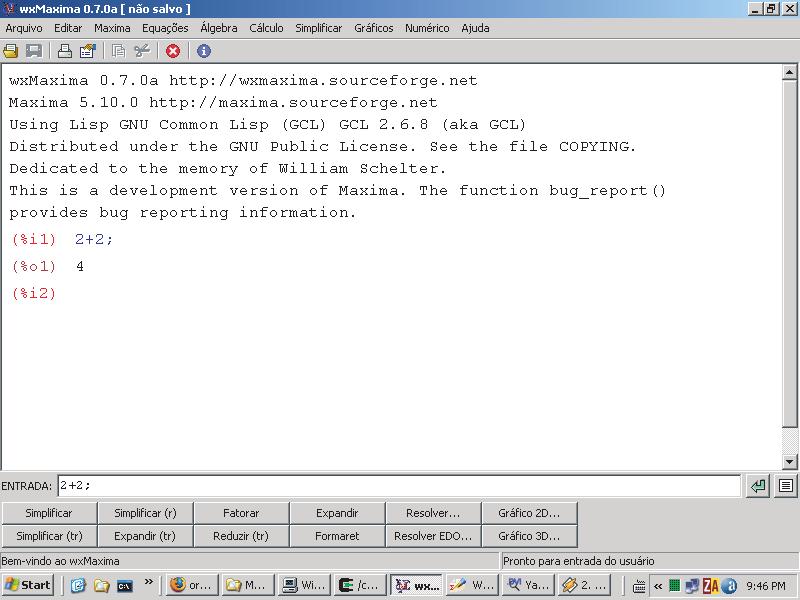 UFF Novas Tecnologias no Ensino da Matemática 3 Figura 1: O wxmaxima sabe que 2 + 2 = 4.