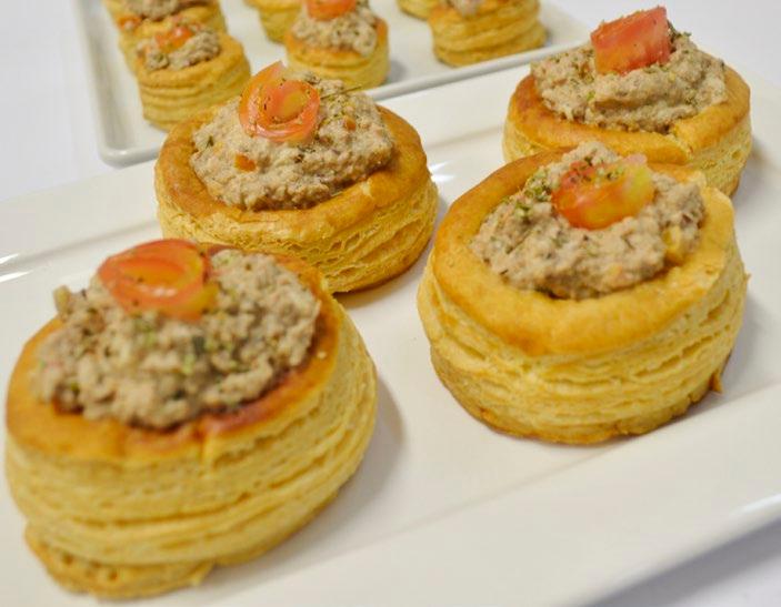 Vol-au-vent de atum PARA PAIS COMPANHEIROS O seu pai é aquele tipo de pai que está sempre presente? Que tal preparar uma receita especial junto com ele?