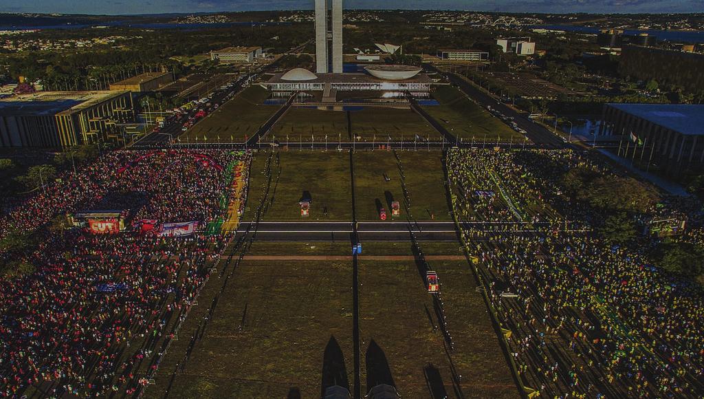 FOTOS PÚBLICAS EM NÚMEROS -